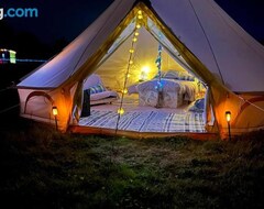 Khu cắm trại Country View Camping (Bratton, Vương quốc Anh)