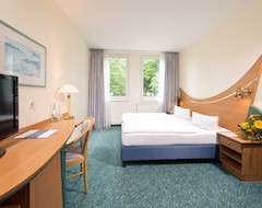 Khách sạn Hotel Bollmannsruh Am Beetzsee (Päwesin, Đức)