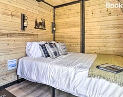 Casa/apartamento entero Tiny Home With Hot Tub By Mohican State Park! (Loudonville, EE. UU.)