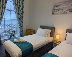 Hotel Acqua Beach (Weymouth, Reino Unido)