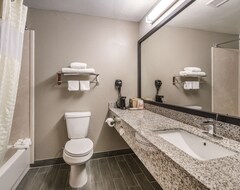 Khách sạn Quality Inn & Suites (Fort Worth, Hoa Kỳ)