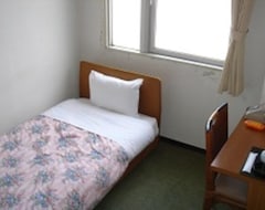 Hotel Cabin Kumagaya (Kumagaya, Japan)