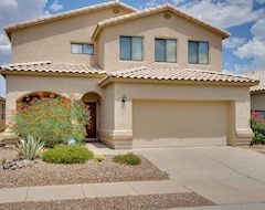 Hele huset/lejligheden New! Lovely Tucson Home W/ Pool & Mountain Views (Oro Valley, USA)