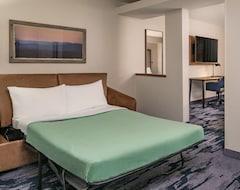 Otel Fairfield Inn & Suites by Marriott Brunswick Freeport (Brunswick, ABD)