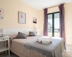 Tüm Ev/Apart Daire First Floor Apartment, Pinomar Mediterráneo • 2 Bedroom (S) / 4 Occupants (Chiclana, İspanya)
