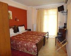 Hotel Palatino Rooms (Edipsos, Greece)