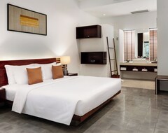 Hotel Lynnaya Urban River Resort (Siem Reap, Cambodia)