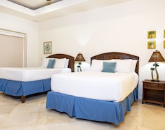 Hele huset/lejligheden #1 Landmark Resort On Cozumel Ocean View 3 Bedroom Condo. Beach, Pool, Tennis (San Miguel del Río, Mexico)