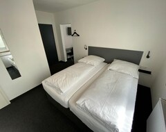 Khách sạn Zzzimple - Self Check-in & Self Service (Pillig, Đức)