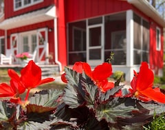 Cijela kuća/apartman The Tiny Red Barn On The Reservoir - A Private Oasis (West Point, Sjedinjene Američke Države)