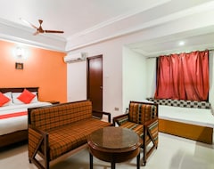 Khách sạn OYO 33367 Hotel Saroj Krishna (Chittoor, Ấn Độ)