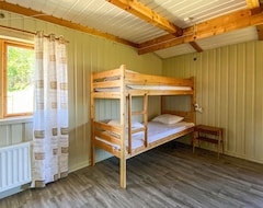 Toàn bộ căn nhà/căn hộ 2 Bedroom Accommodation In Älvsered (Falkenberg, Thụy Điển)