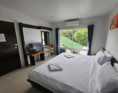 Hotel The One Cozy Vacation Residence (Chalong Bay, Tailandia)
