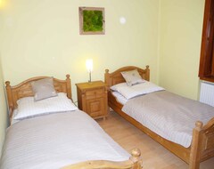 Toàn bộ căn nhà/căn hộ Holiday House With Bright And Comfortable Rooms (Balatonvilágos, Hungary)