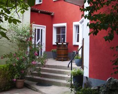 Toàn bộ căn nhà/căn hộ Helle, Stilvolle Ferienwohnung Mit SÜdbalkon (Roßtal, Đức)
