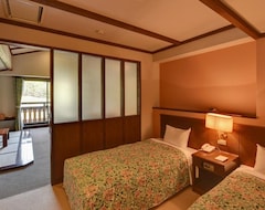 Hotel Shones Heim Kaneyama (Kaneyama, Japan)