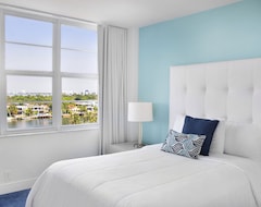 Hotel Rare Find! Two Ocean View 2br/2ba Suites For 12 Guests, Pool, Tennis Courts (Miami Beach, USA)