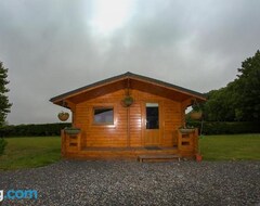 Toàn bộ căn nhà/căn hộ The Cabin @ Willowmere (garden Log Cabin) (Clane, Ai-len)