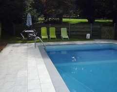Cijela kuća/apartman le Cosquer has 5 Properties With shared Swimming Pool and a games room. (Saint-Connec, Francuska)