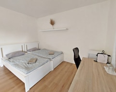Khách sạn R41- Rooms And Apartments (Ljubljana, Slovenia)