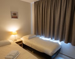 Khách sạn 4 Bedroom Accommodation In Hosingen (Hosingen, Luxembourg)