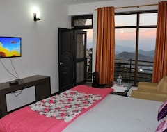 Khách sạn Grand Himalayan Hotel (Nainital, Ấn Độ)