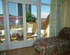 Koko talo/asunto New Apartment In Centre Of Heviz, Only 50 M To Thermal Lake (Hévíz, Unkari)