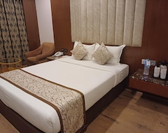 Hotel Benzz Park (Chennai, India)