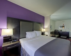 Holiday Inn Express & Suites Cleveland/Westlake, An Ihg Hotel (Westlake, ABD)