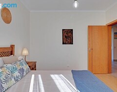 Entire House / Apartment Charming Apartment (Vila Nova de Gaia, Portugal)