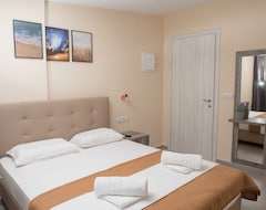 Huoneistohotelli INO Luxury Rooms (Paralia Katerinis, Kreikka)