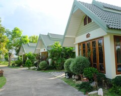 Hotel Thaisomboon Bighome Resort (Sukhothai, Thailand)
