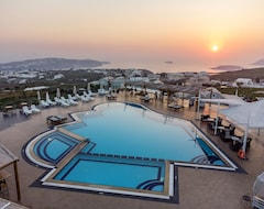 Khách sạn Smy Santorini Suites & Villas (Pyrgos, Hy Lạp)