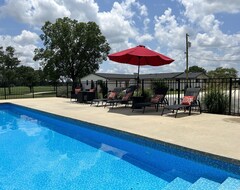 Entire House / Apartment Pool House Rental For Cullman, Al “rock The South” (Cullman, USA)