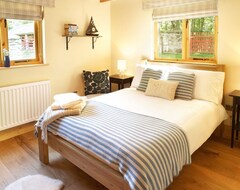 Hele huset/lejligheden Deerpark Lodge Sleeps Six People And Is Perfect For A Quiet Getaway. Dog-friendly (Ashby-de-la-Zouch, Storbritannien)