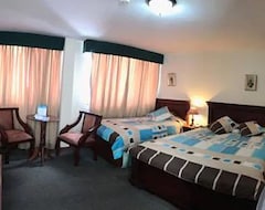 Hotel Altura Rooms & Suites (Quito, Ecuador)