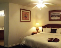 Resort Hempstead Country Inn & Suites (Hempstead, USA)