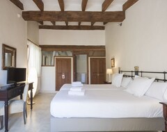 Hotel Sa Bisbal (Selva, Spain)