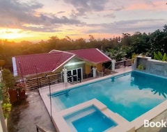 Toàn bộ căn nhà/căn hộ Charls Place - Private Villa With Pool For Up To 20pax (Sablayan, Philippines)