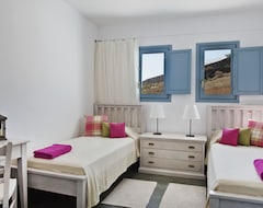 Hotel Aura Marina Apartments (Akrotiri, Greece)