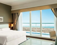Hotel Four Points by Sheraton Sheikh Zayed Road, Dubai (Dubaj, Spojené arabské emiráty)