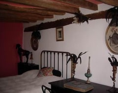 Hotel Courdemanche: Big House With Character 5 Acres, Less 1 H From Paris (Courdemanche, France)