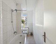 Koko talo/asunto Complete Apartment W Kitchen/train/parking/privacy (Neukieritzsch, Saksa)