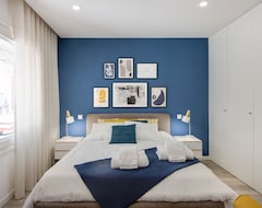 Toàn bộ căn nhà/căn hộ Studio Apartment Aveiro City Blue With Shared Terrace And Wi-fi (Aveiro, Bồ Đào Nha)