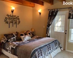 Cijela kuća/apartman Spacious, Sunny, Serene Cabin In Cold Springs With Three King Beds (Pinecrest, Sjedinjene Američke Države)