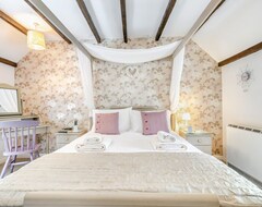 Toàn bộ căn nhà/căn hộ Dowr Penty - Three Bedroom House, Sleeps 5 (Helford, Vương quốc Anh)