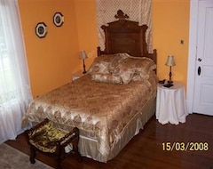 Khách sạn Futrell House (Cadiz, Hoa Kỳ)