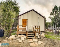 Koko talo/asunto Peaceful Lakehills Cabin - Near Medina Lake! (Pipe Creek, Amerikan Yhdysvallat)