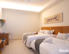 Entire House / Apartment 400m To Klcc B Bintang Pavillion Monorial Lrt Walking Distance B53 (Kuala Lumpur, Malaysia)