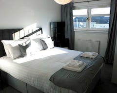 Cijela kuća/apartman New & Delightful 3 Bed House In East Kilbride (Glasgow, Ujedinjeno Kraljevstvo)